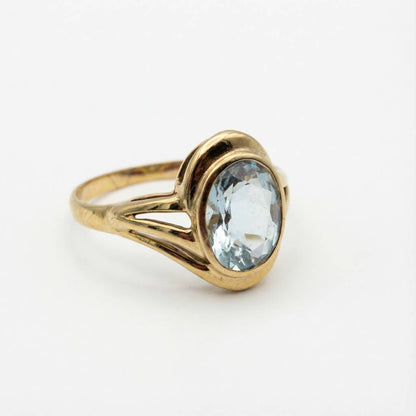 Eisblauer Traum: Vintage Cocktailring 585 Gold mit strahlendem Aquamarin (Gr. 56)