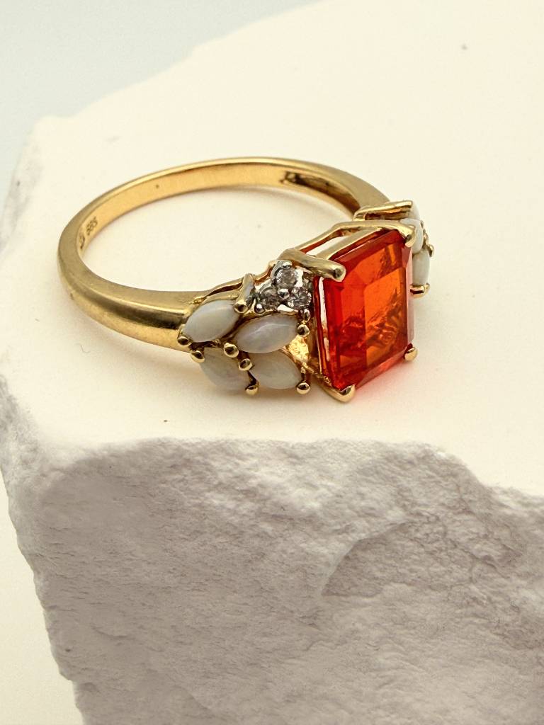 Exquisiter Vintage Feueropal Ring 585 Gold mit Brillanten & Opalen – Vivid Orange