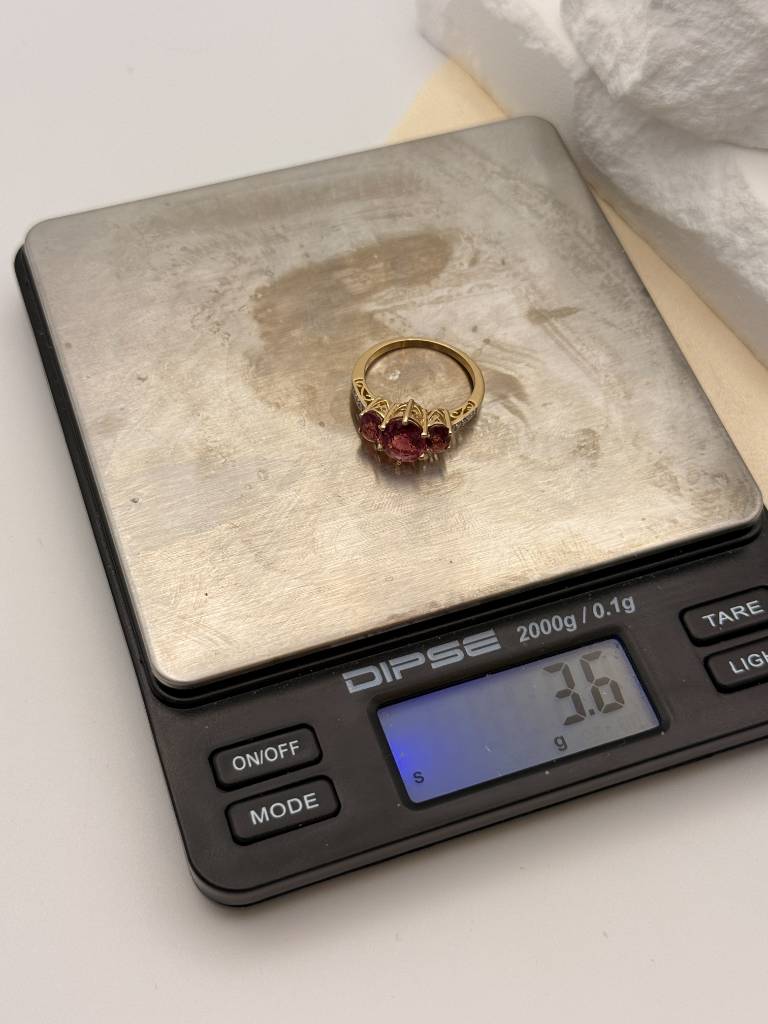 Vintage Traum: 585 Goldring mit Turmalin & Diamanten – Himbeerrosa Glanz