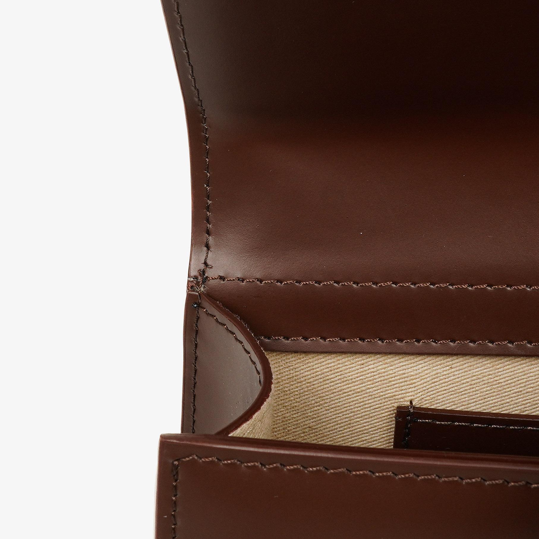Jacquemus Le Grand Bambino Schultertasche aus braunem Kalbsleder