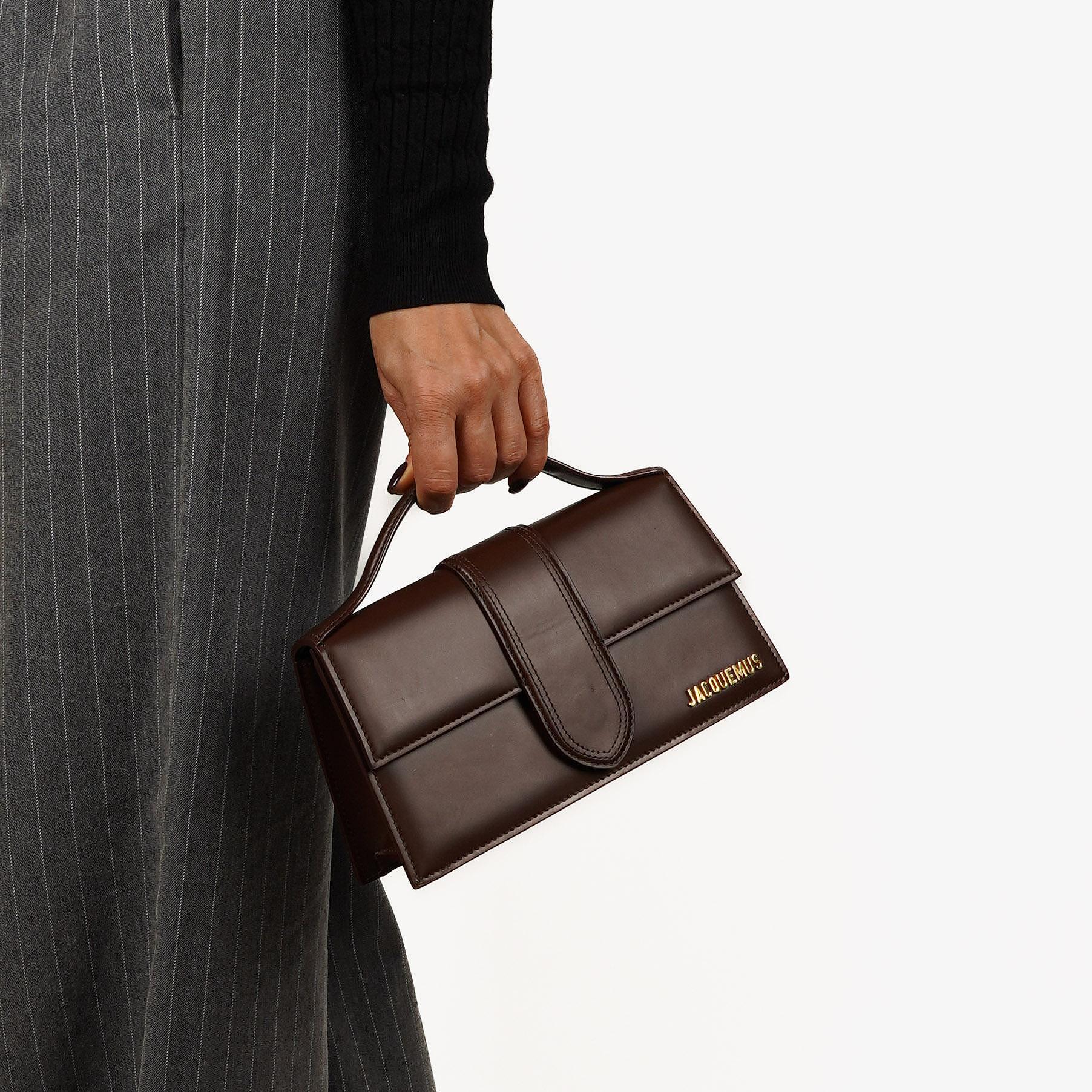 Jacquemus Le Grand Bambino Schultertasche aus braunem Kalbsleder