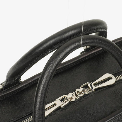 Loewe Amazona 28 Handtasche aus schwarzem Leder