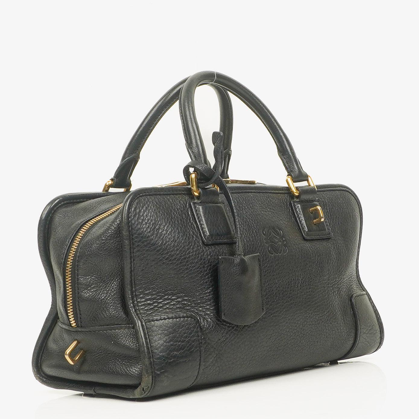 Loewe Amazona 28 Handtasche aus schwarzem Leder