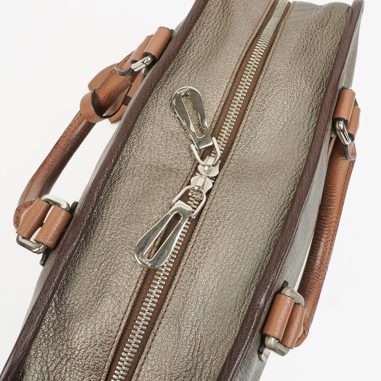 Loewe Amazona 28 Handtasche aus Metallic-Kalbsleder