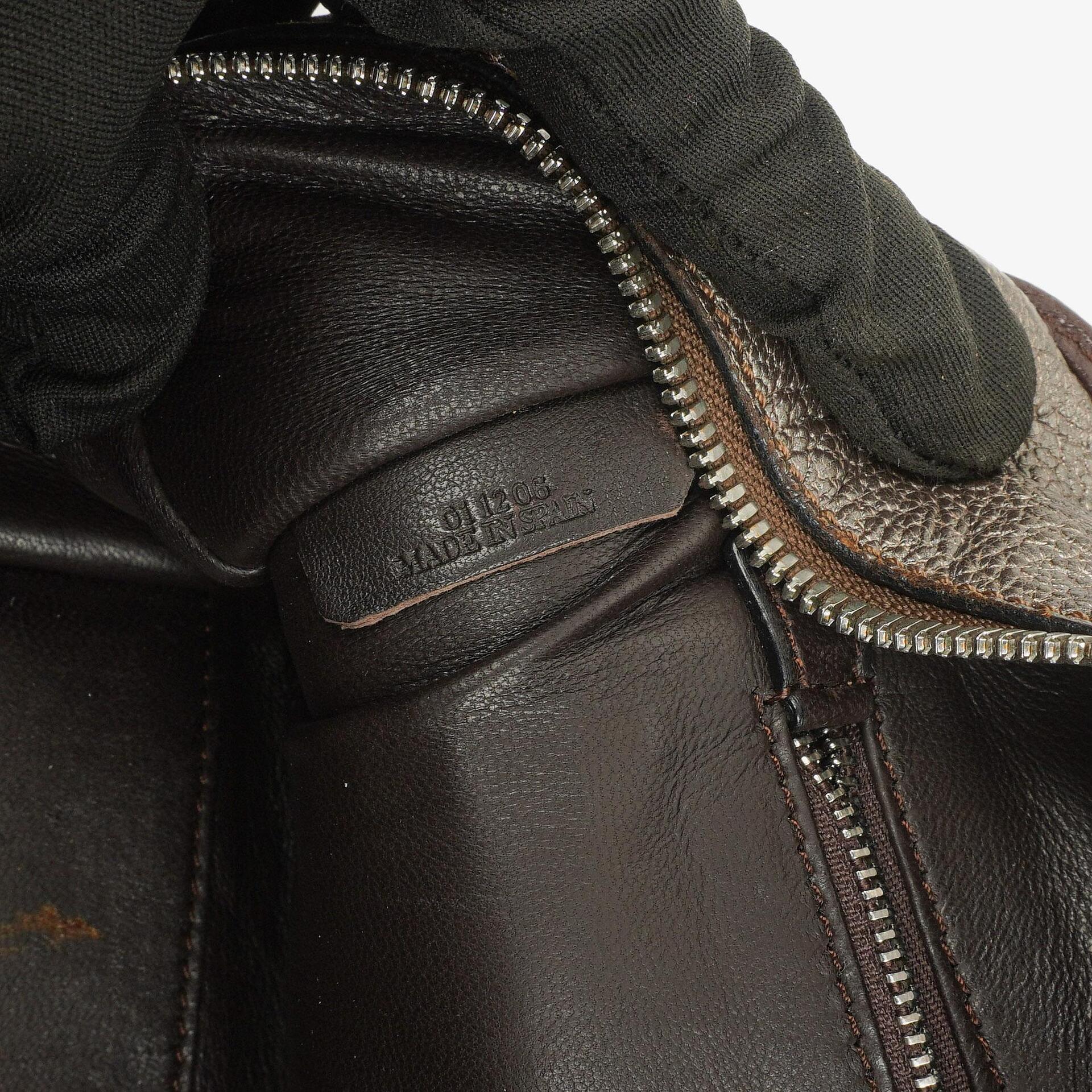 Loewe Amazona 28 Handtasche aus Metallic-Kalbsleder