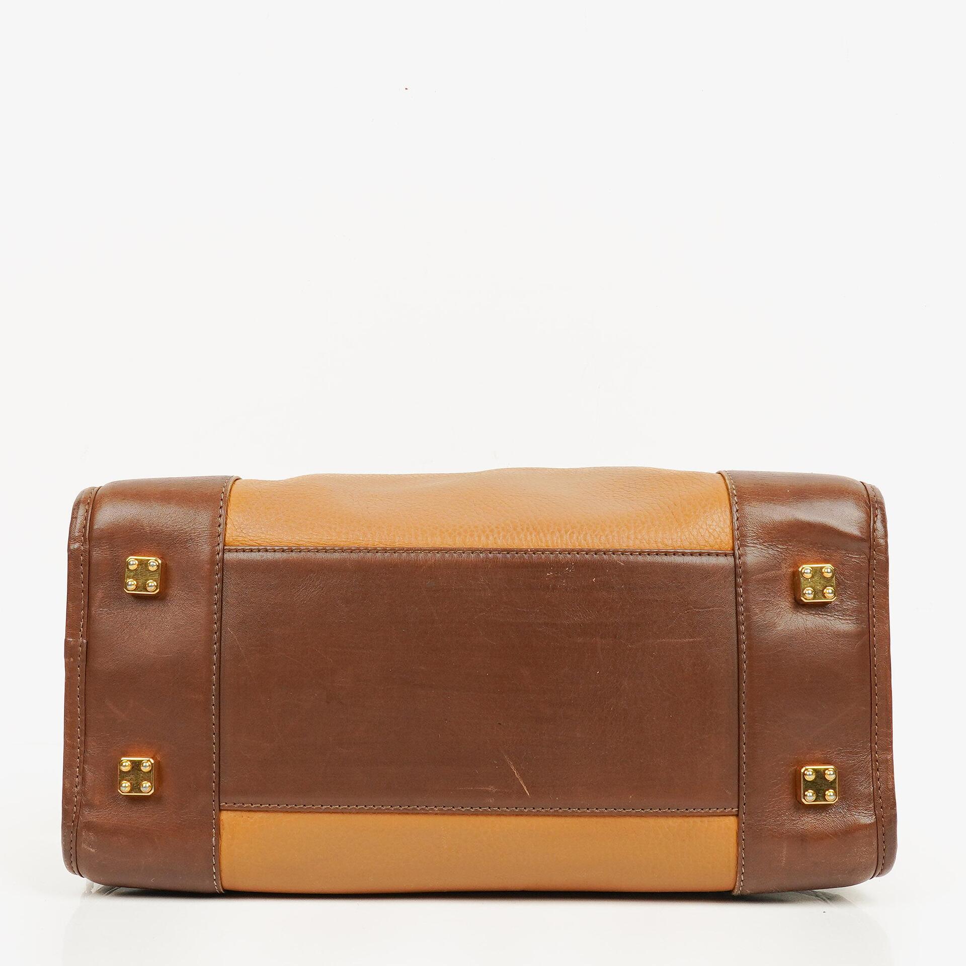 Loewe Amazona Handtasche aus Kalbsleder