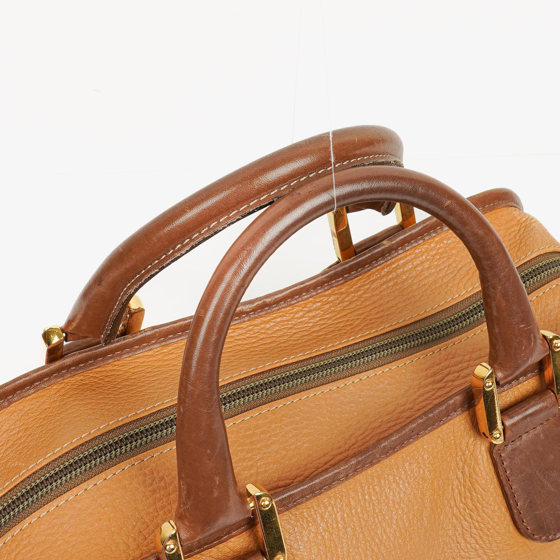 Loewe Amazona Handtasche aus Kalbsleder