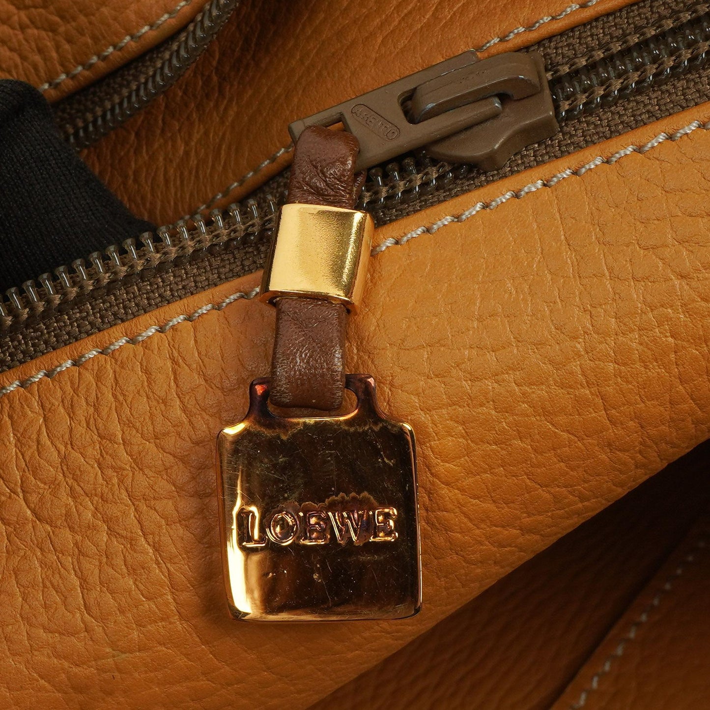Loewe Amazona Leder Reisegriff Tasche