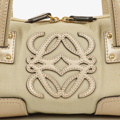 Loewe Anagram Boston-Tasche in Neutral