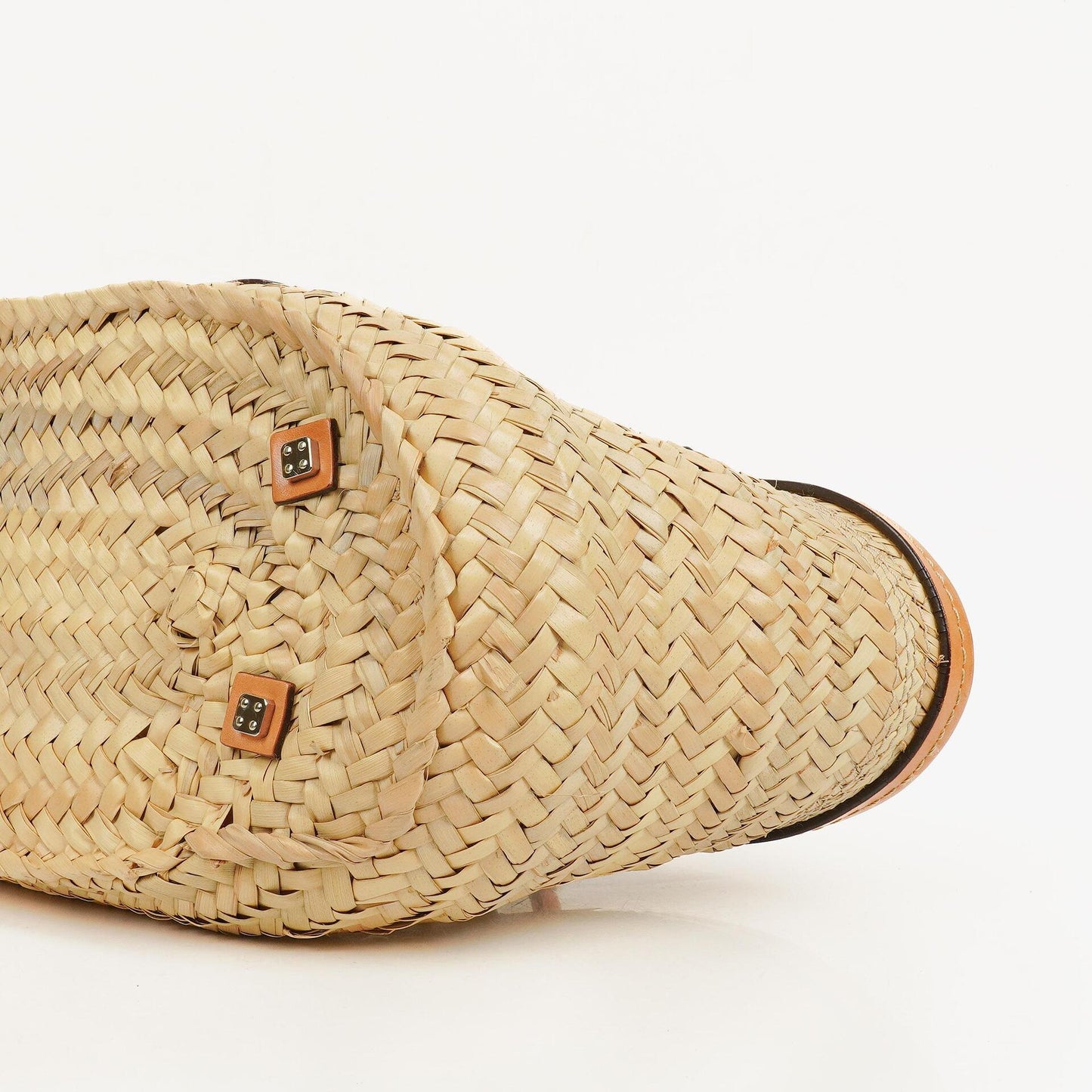 Loewe Anagram Korbtasche aus Raffia