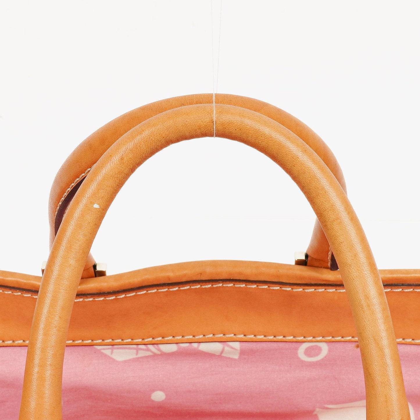 Loewe Anagram Korbtasche aus Raffia