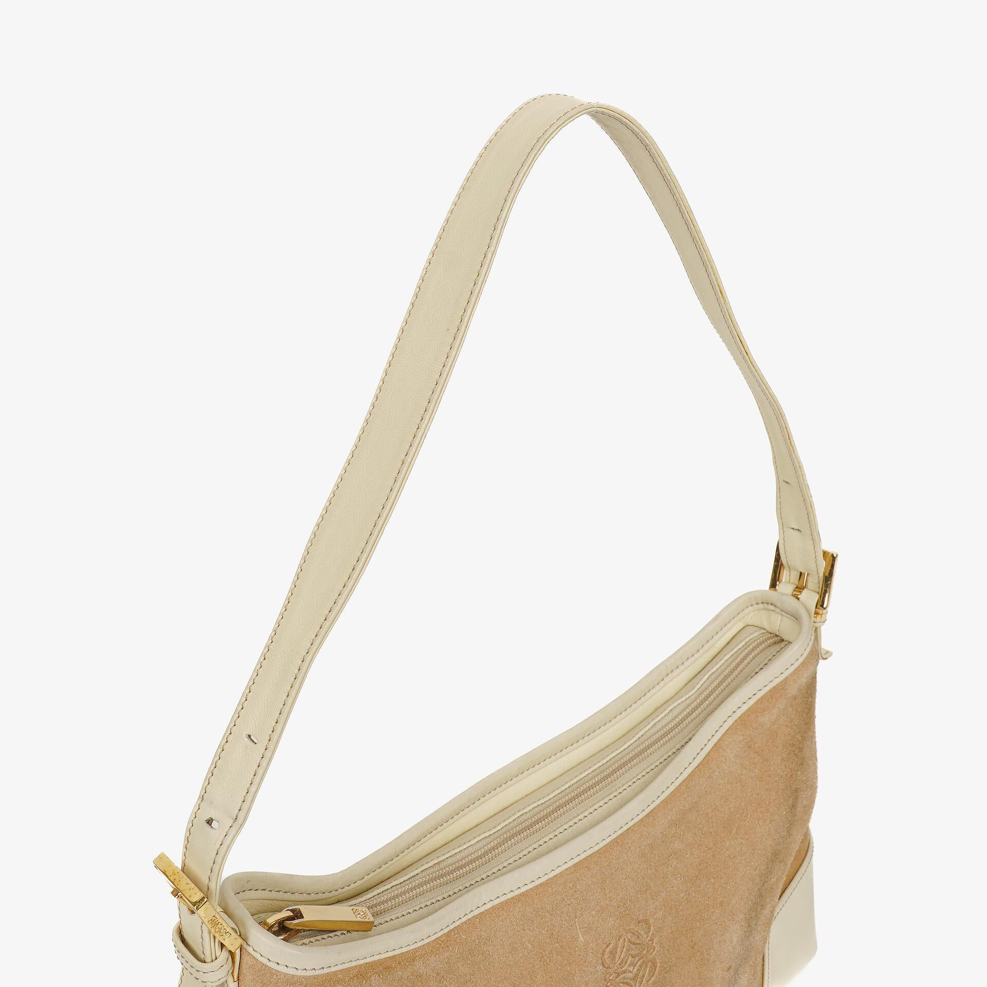 Loewe Anagram Schultertasche aus Wildleder