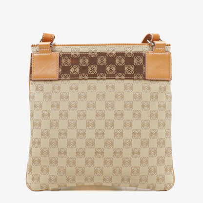 Loewe Crossbody-Tasche in Beige