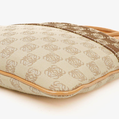 Loewe Crossbody-Tasche in Beige