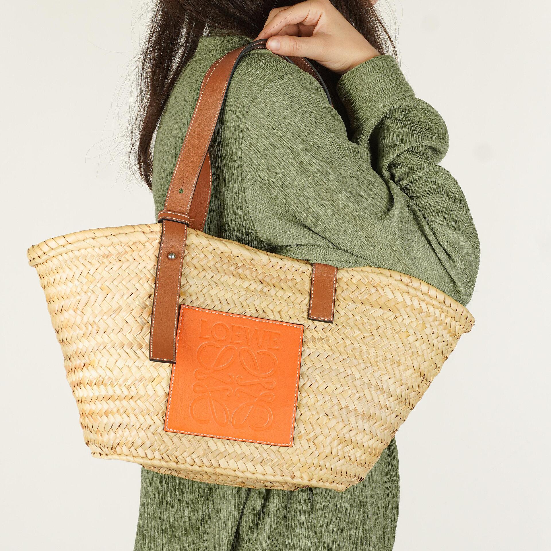 Loewe Korbtasche aus Raffia