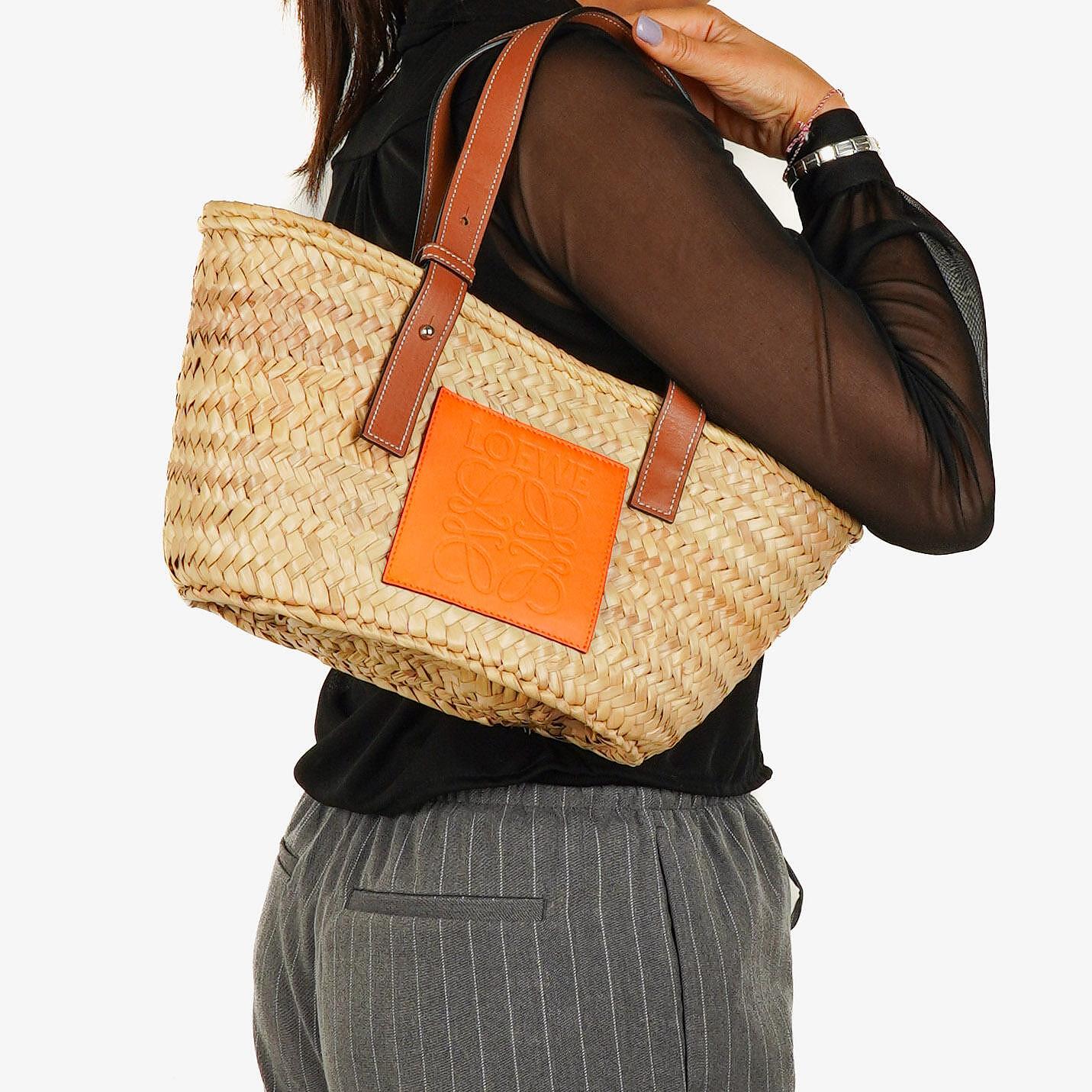 Loewe Kleine Raffia Korbtasche Tote