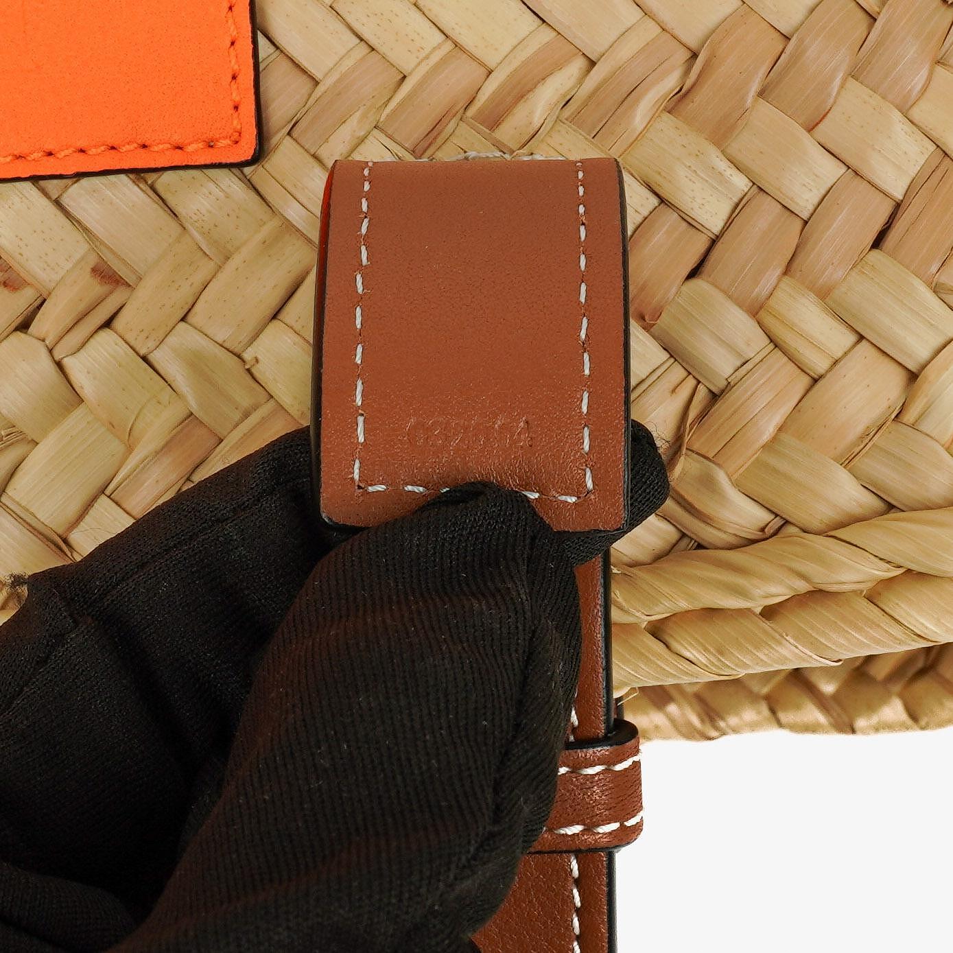 Loewe Kleine Raffia Korbtasche Tote
