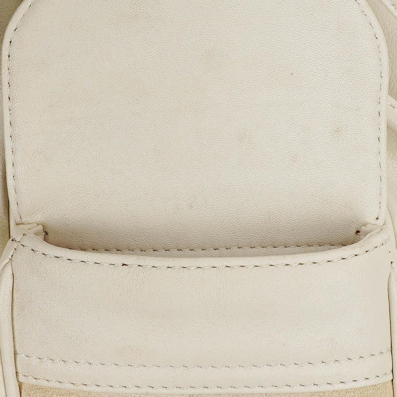 Loewe Anagram Bucket Tasche aus weißem Leder