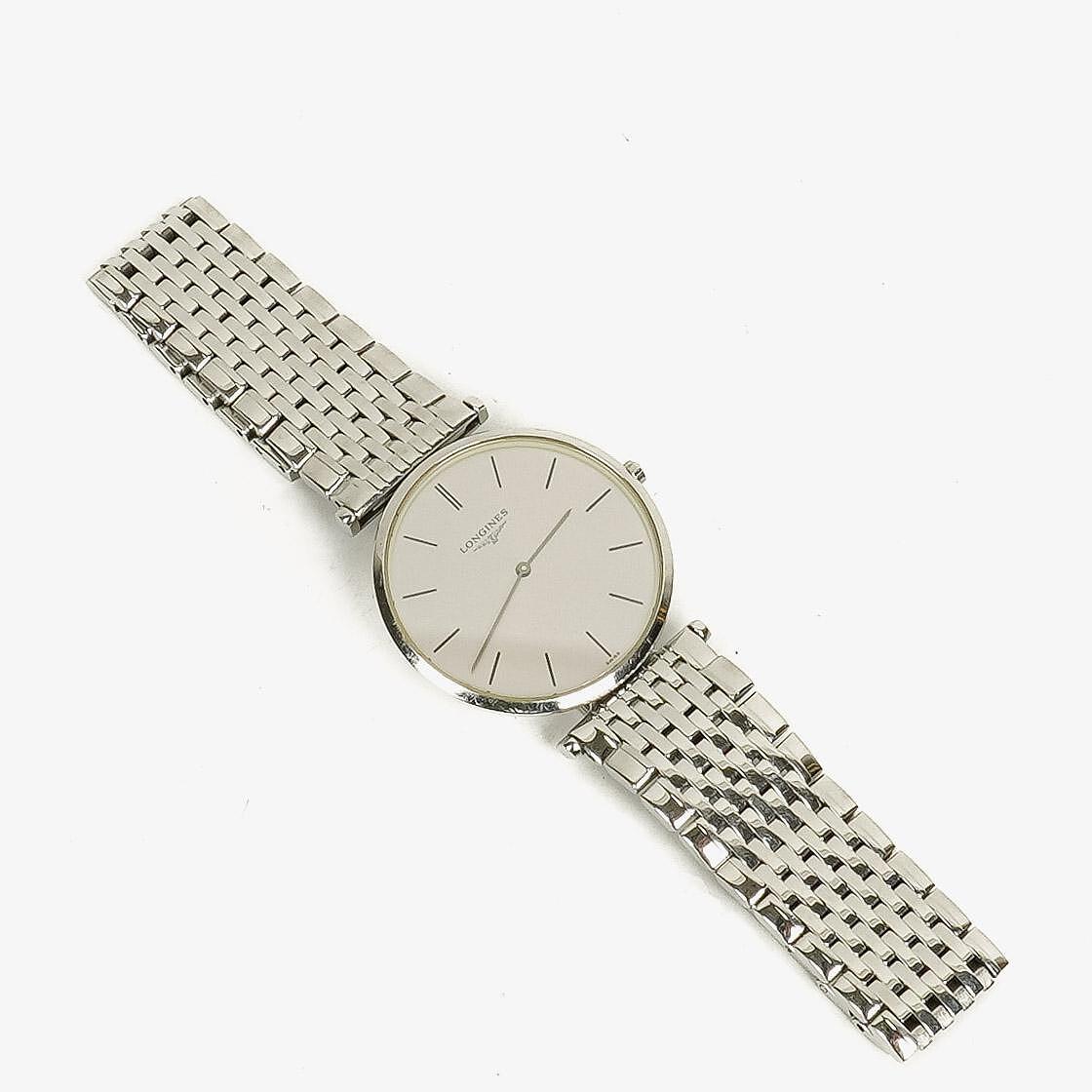 Longines Le Grande Classique de Longines L4.709.4 Silbernes Zifferblatt Edelstahl Quarzuhr