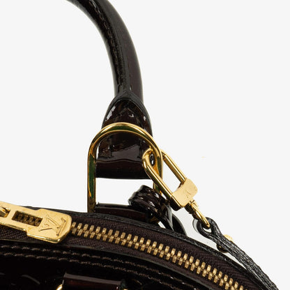 Louis Vuitton Alma BB Handtasche aus Amarante Monogram Vernis Leder