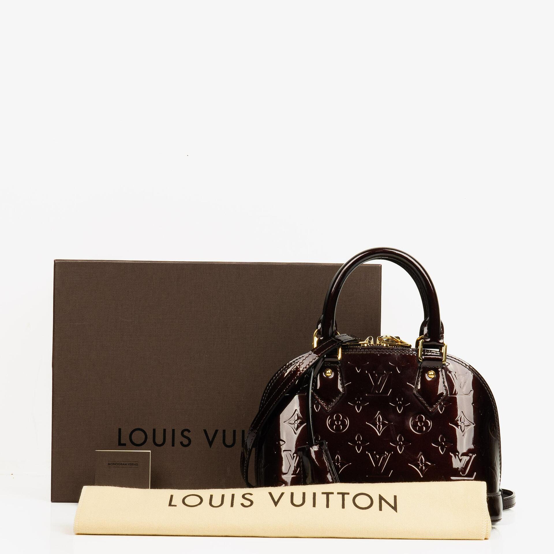 Louis Vuitton Alma BB Handtasche aus Amarante Monogram Vernis Leder