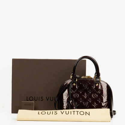 Louis Vuitton Alma BB Handtasche aus Amarante Monogram Vernis Leder