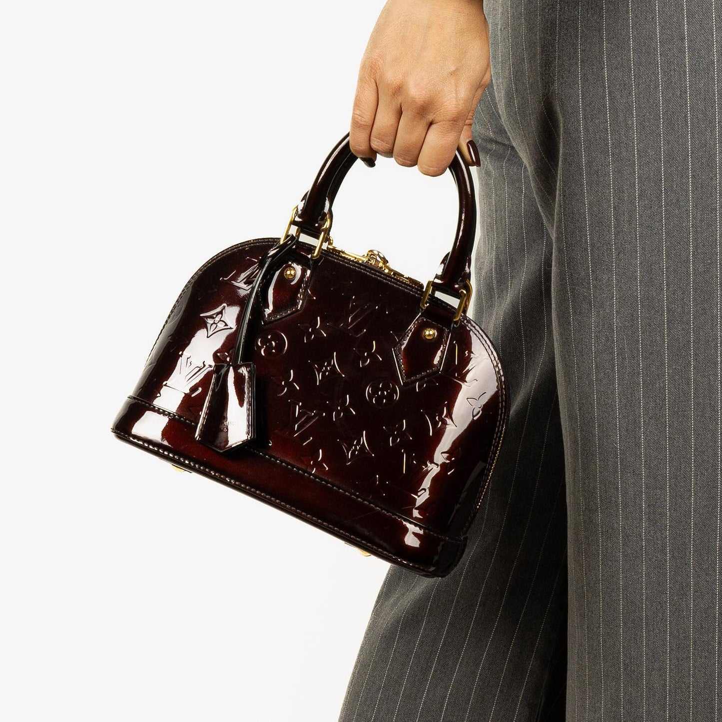 Louis Vuitton Alma BB Handtasche aus Amarante Monogram Vernis Leder