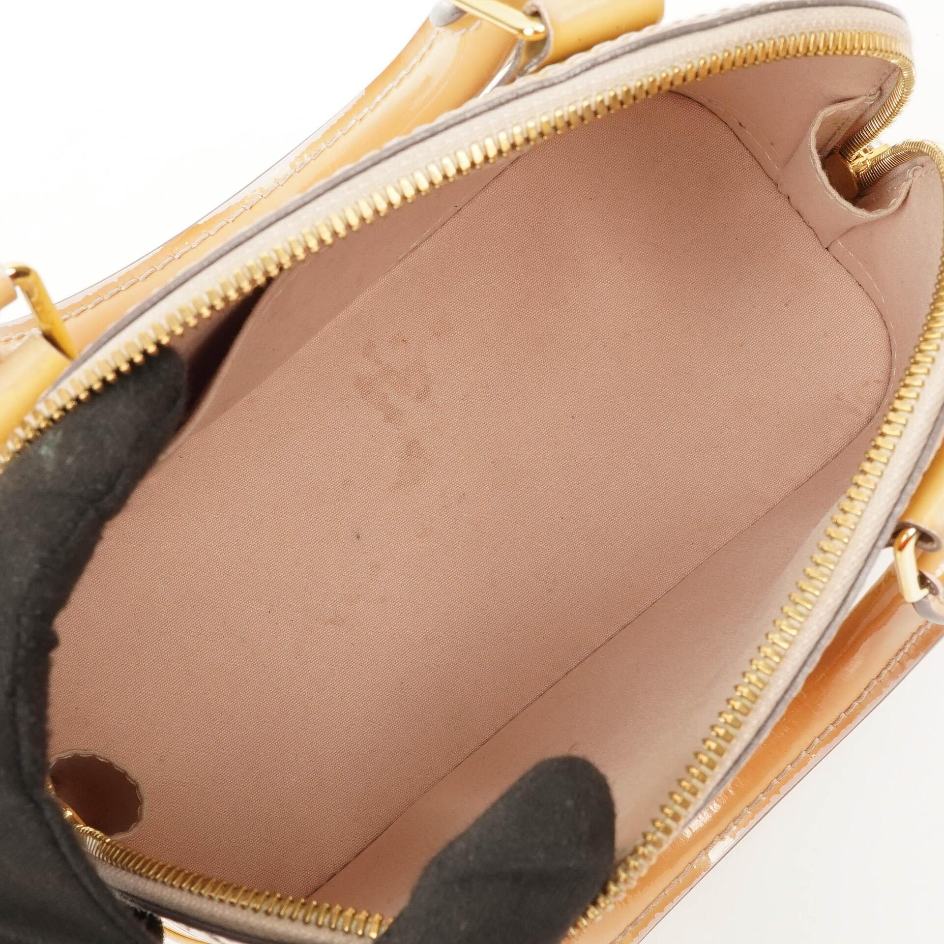 Louis Vuitton Alma BB Beige Monogram Vernis Lederhandtasche, 2013