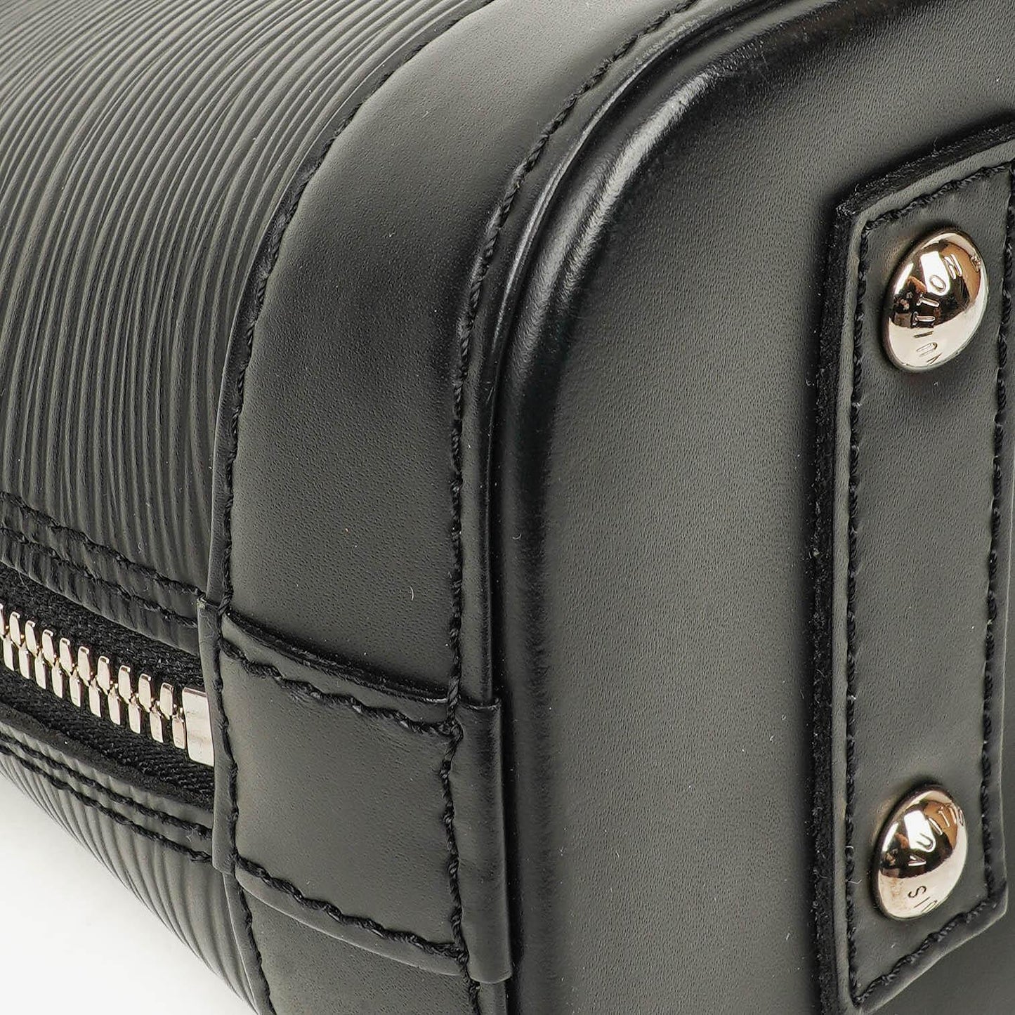 Louis Vuitton Alma BB Handtasche aus schwarzem Epi-Leder