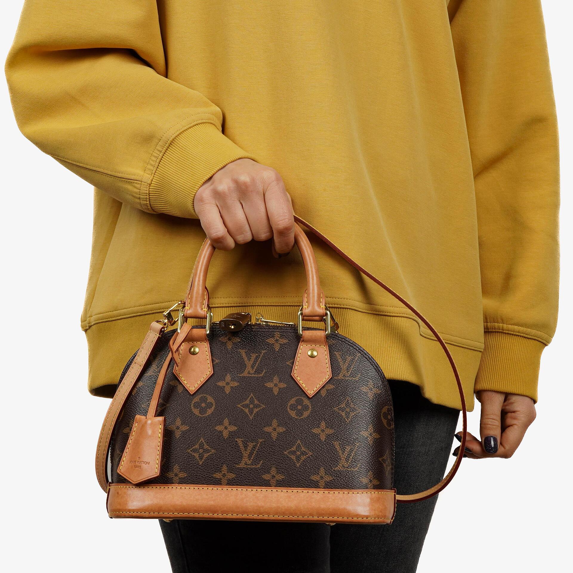 Louis Vuitton Alma BB Tasche aus Monogram Canvas