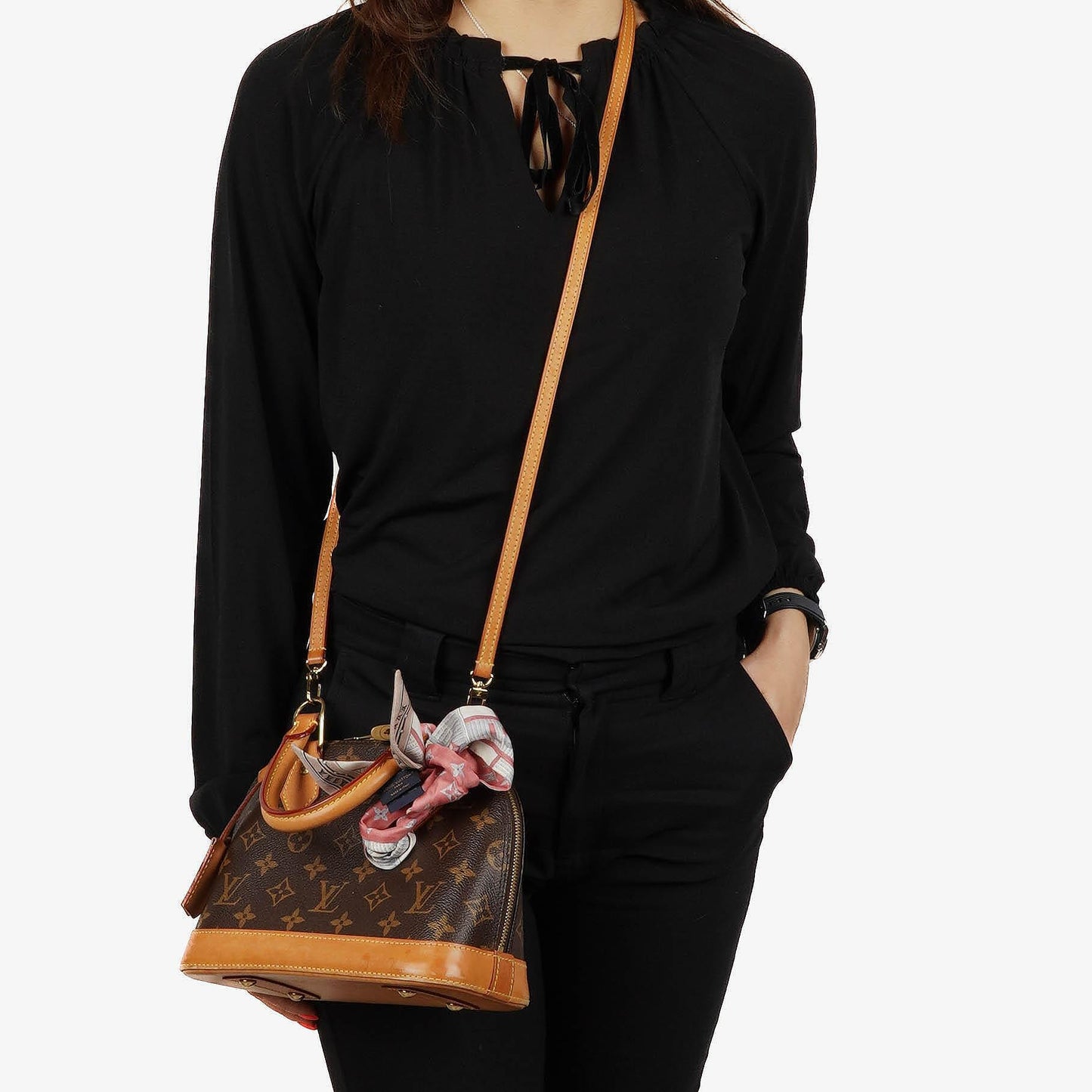 Louis Vuitton Alma BB Monogram Canvas Handtasche