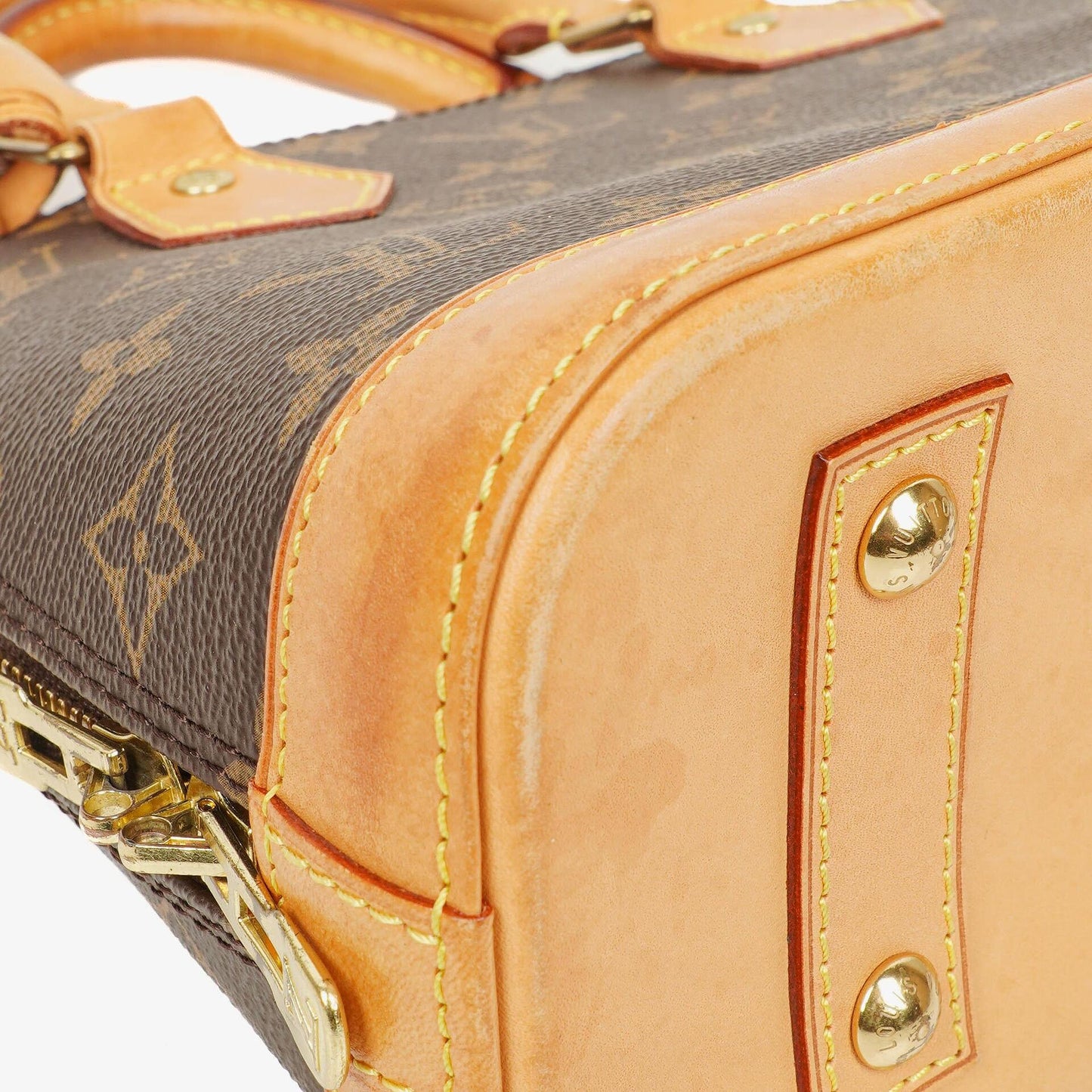 Louis Vuitton Alma BB Handtasche aus Monogram Canvas