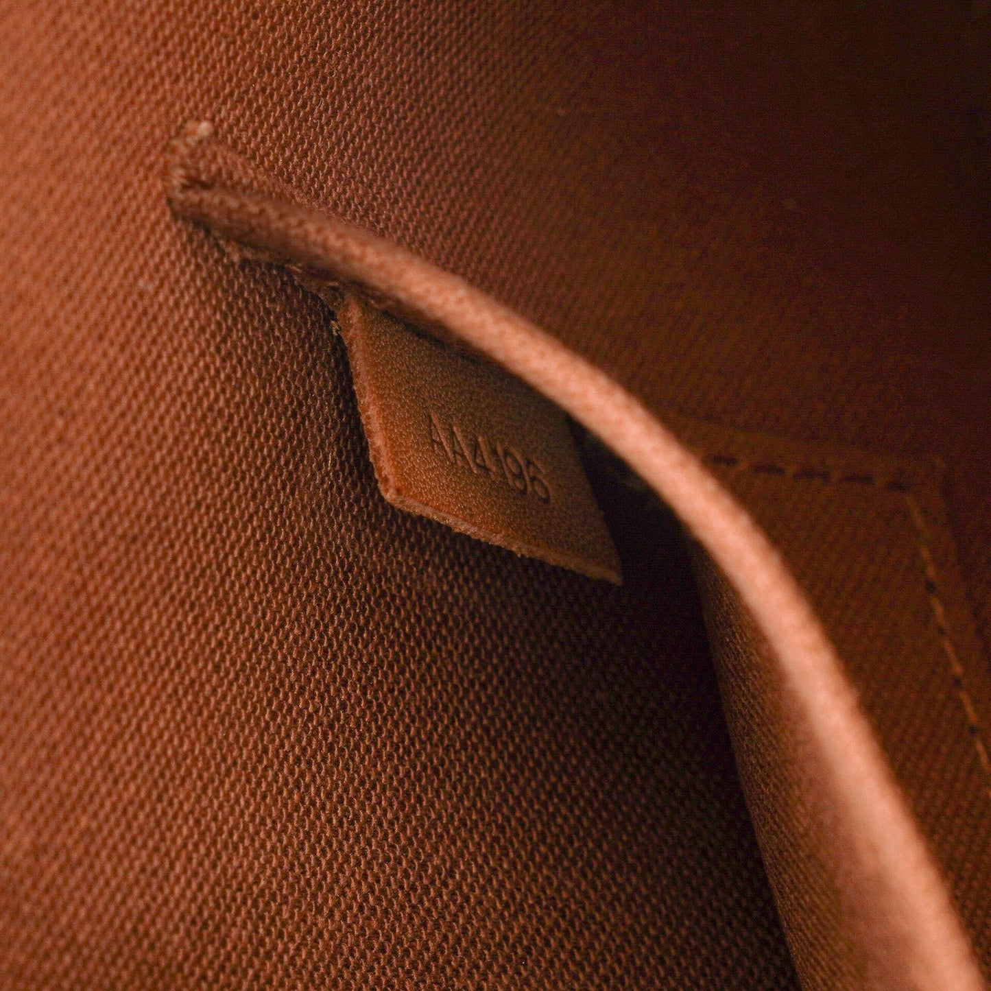 Louis Vuitton Alma BB Handtasche aus Monogram Canvas