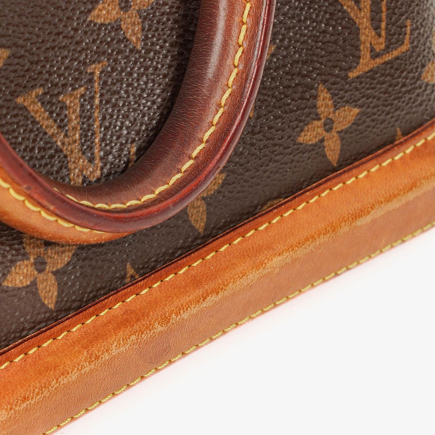 Louis Vuitton Alma BB Monogram Canvas Handtasche