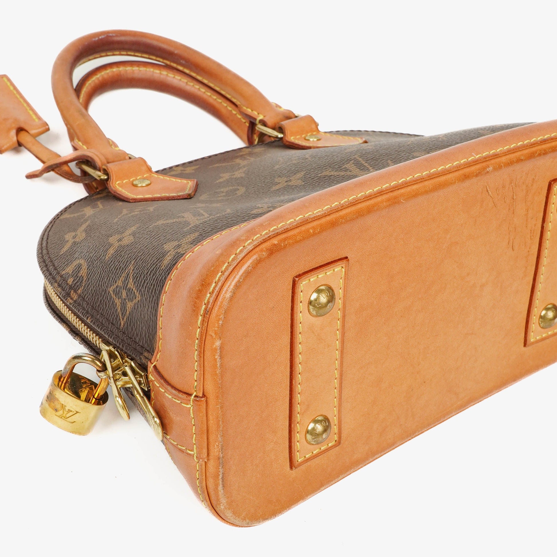 Louis Vuitton Alma BB Handtasche aus Monogram Canvas