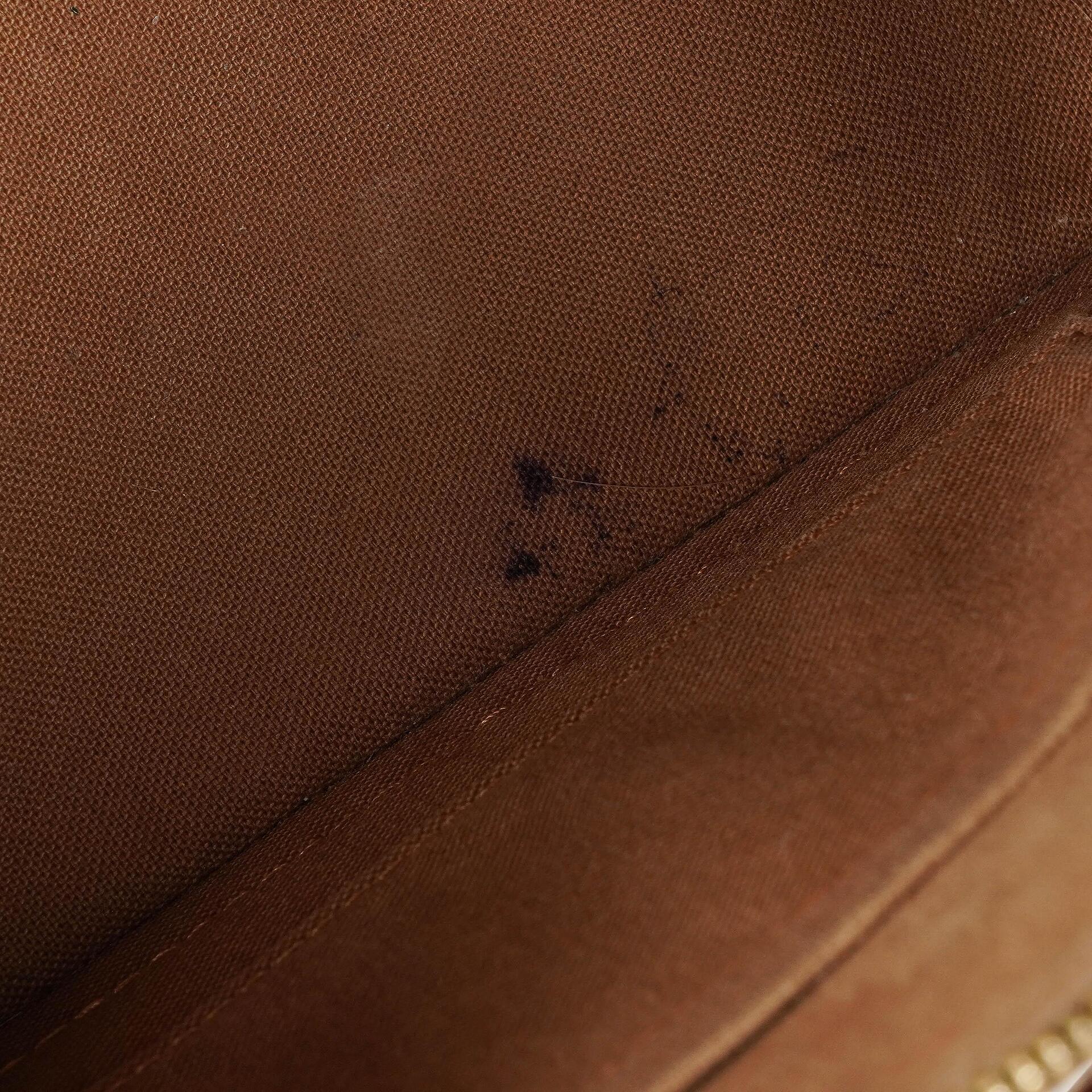 Louis Vuitton Alma BB Handtasche aus Monogram Canvas
