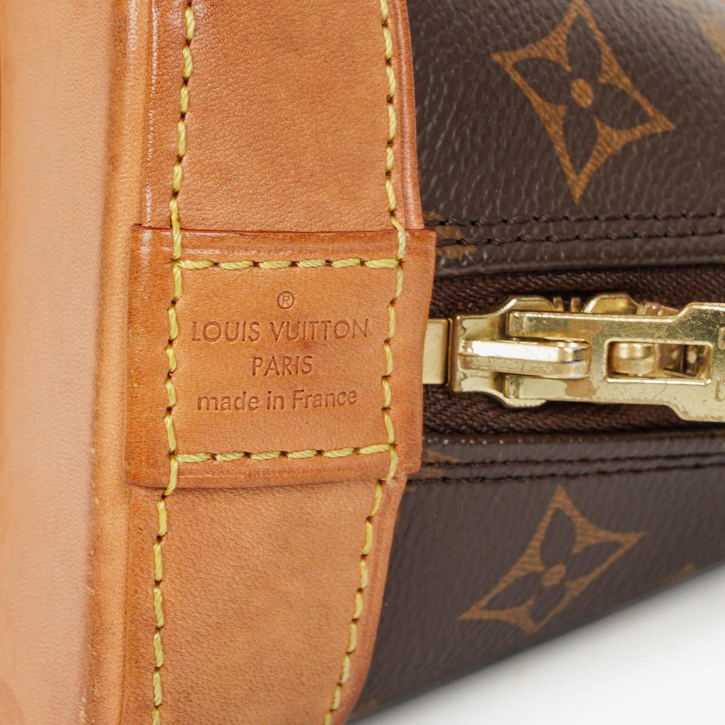 Louis Vuitton Alma BB Handtasche aus Monogram Canvas