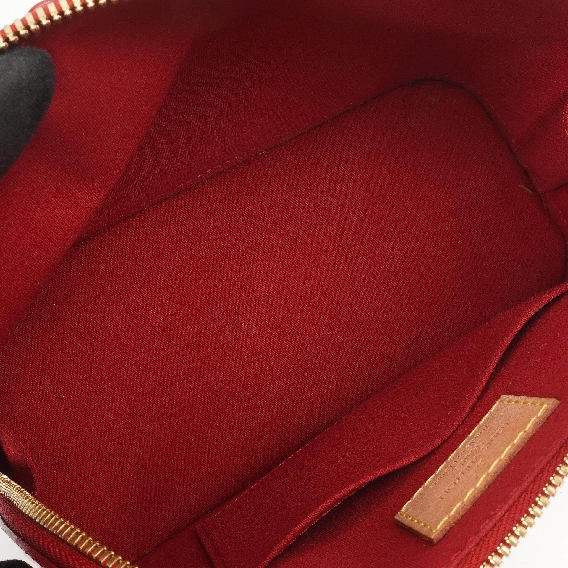 Louis Vuitton Alma BB Pomme D'Amour Monogram Vernis Leder Handtasche