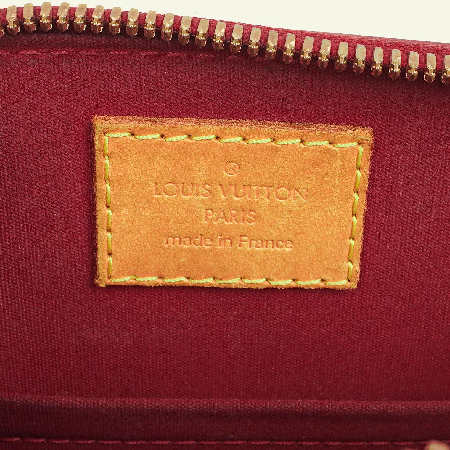 Louis Vuitton Alma BB Handtasche aus Pomme D'Amour Monogram Vernis Leder