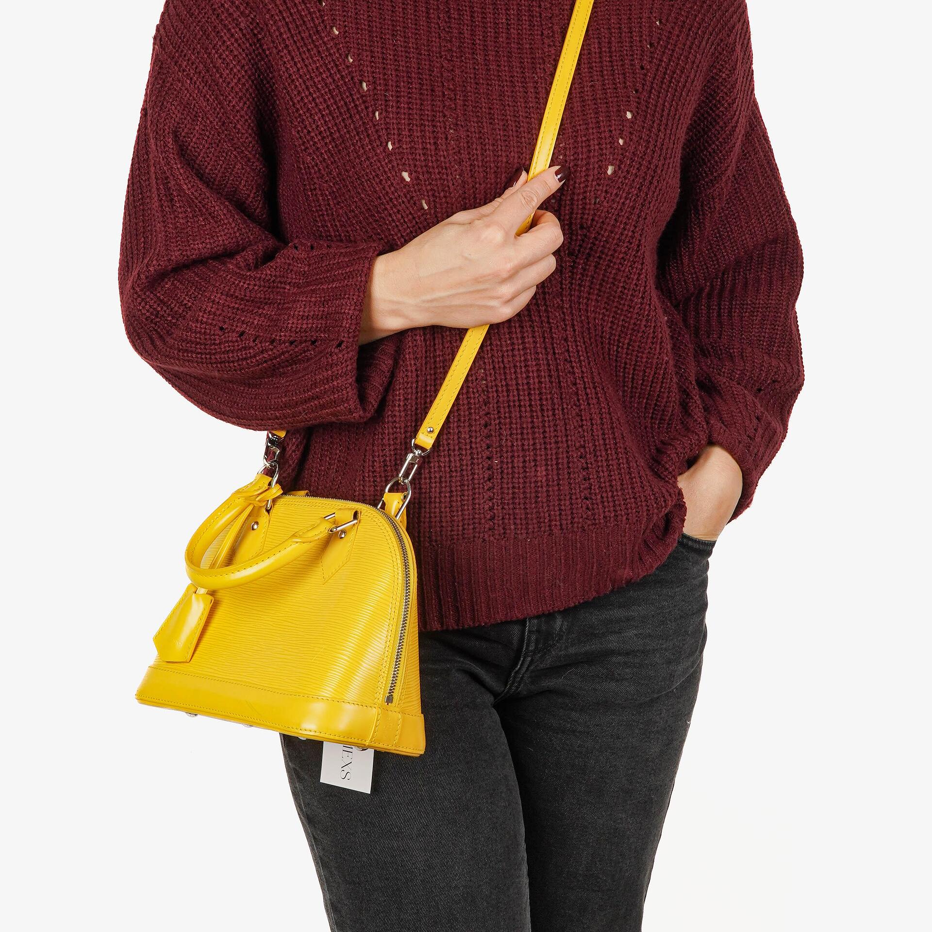 Louis Vuitton Alma BB Handtasche aus gelbem Epi-Leder