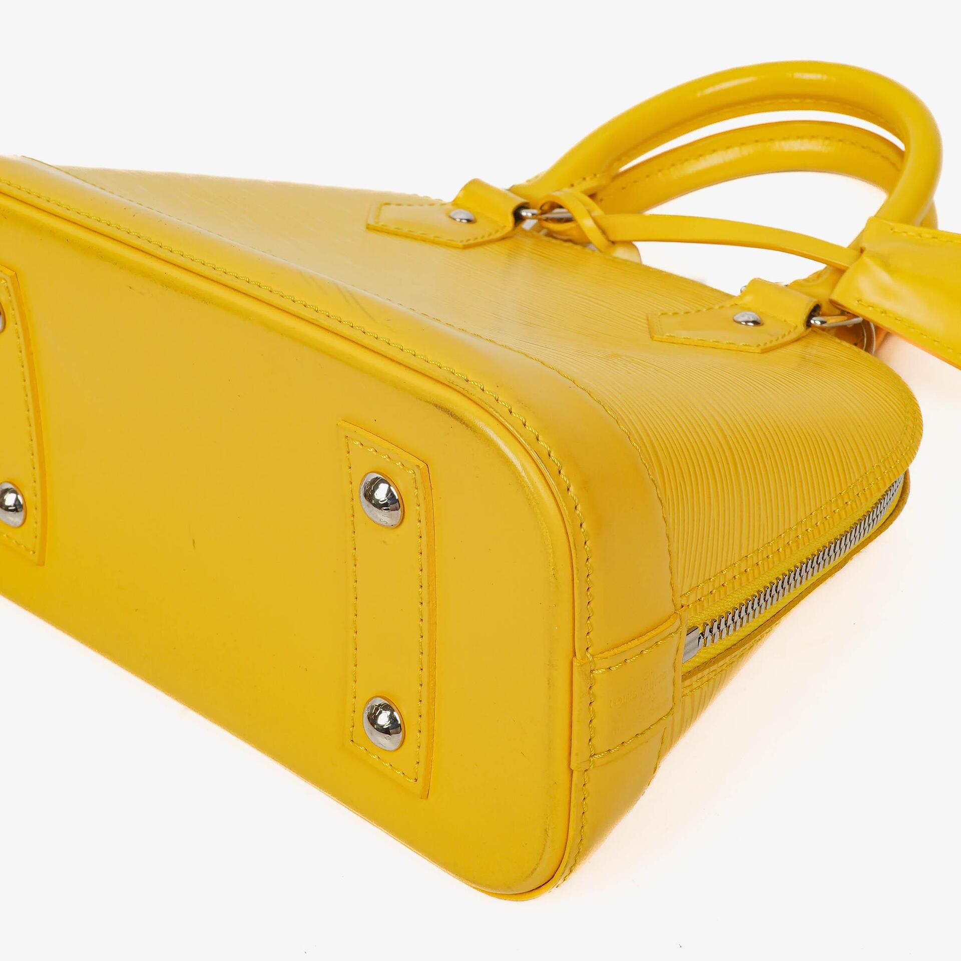 Louis Vuitton Alma BB Handtasche aus gelbem Epi-Leder