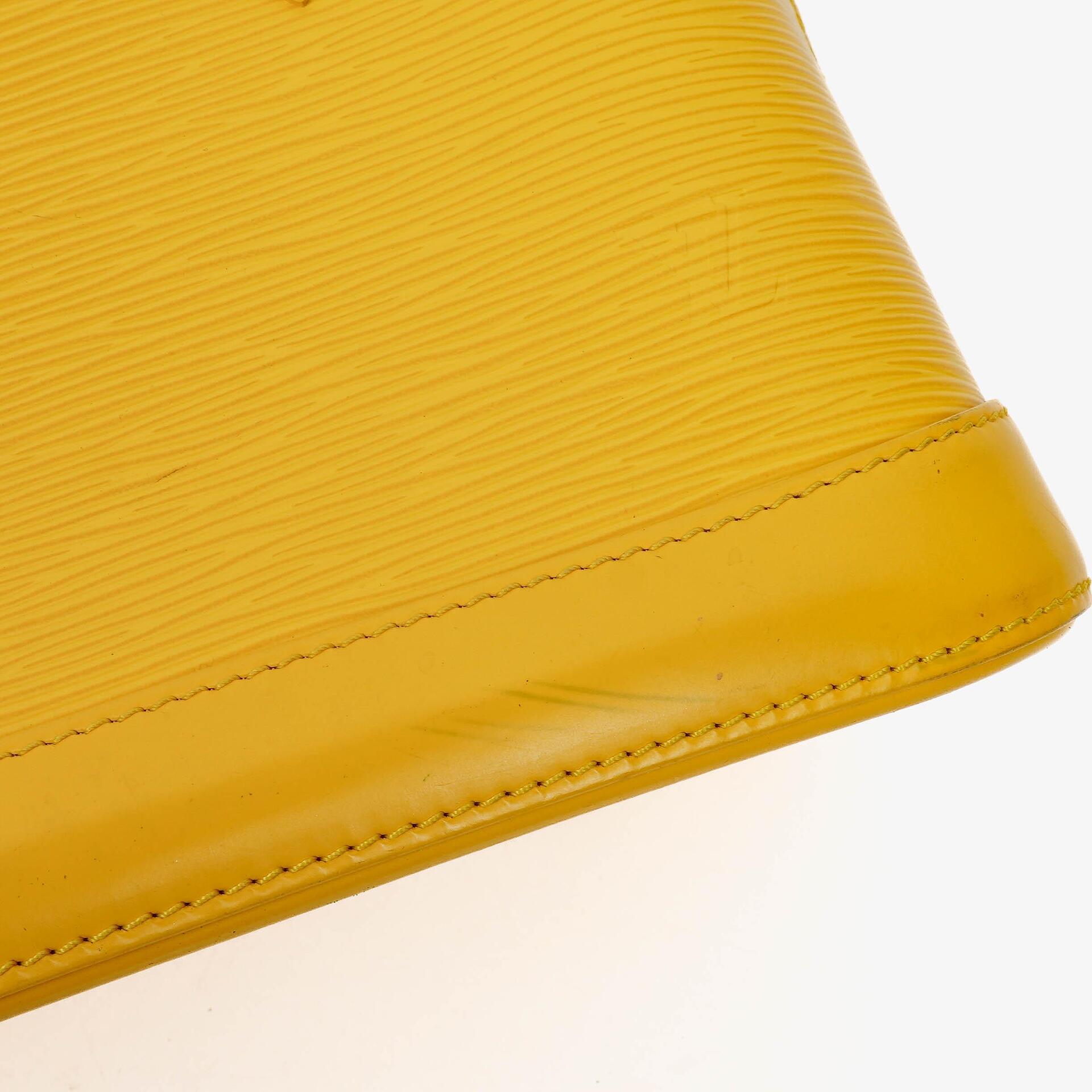 Louis Vuitton Alma BB Handtasche aus gelbem Epi-Leder