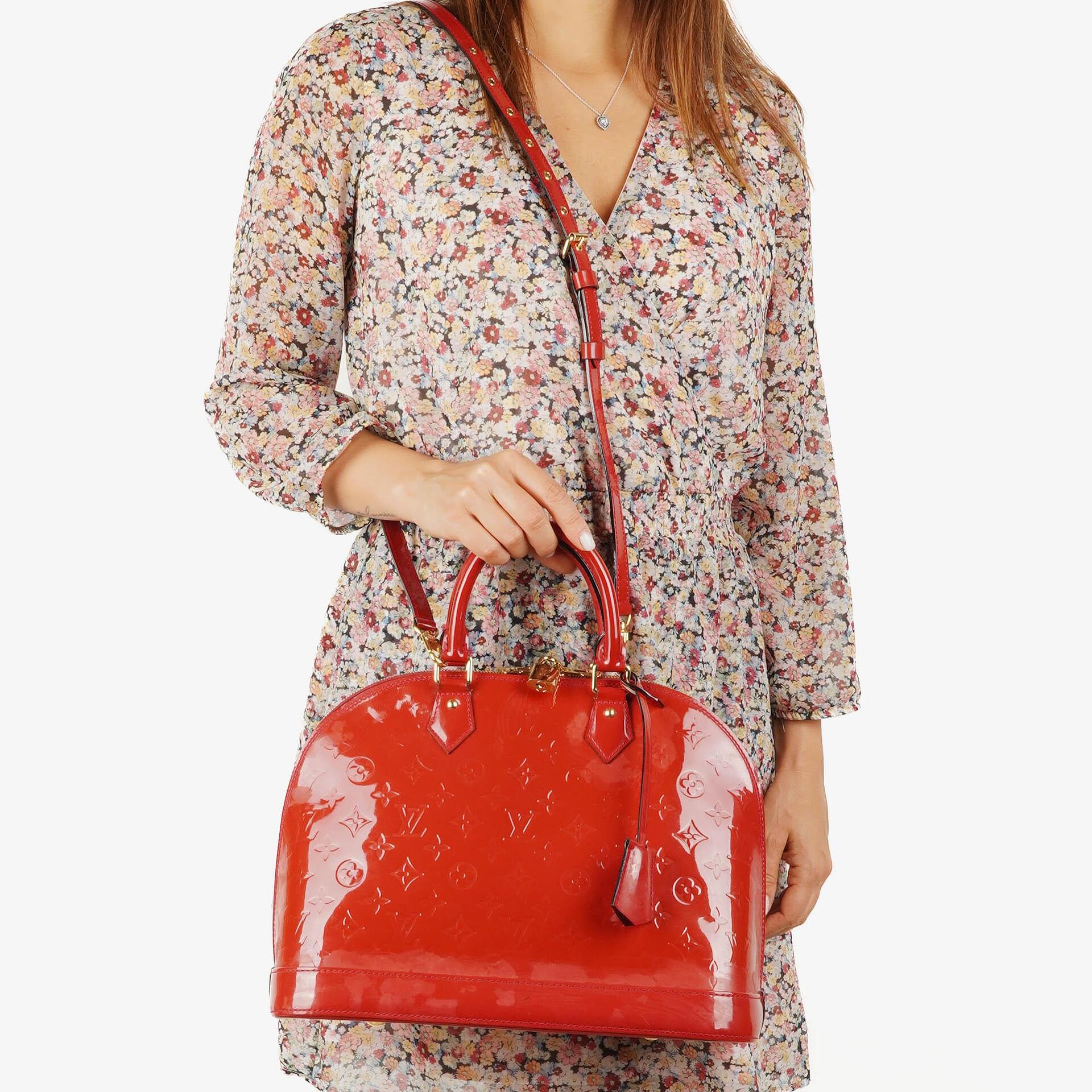 Louis Vuitton Alma MM Rose Indien Monogram Vernis Leder Tasche
