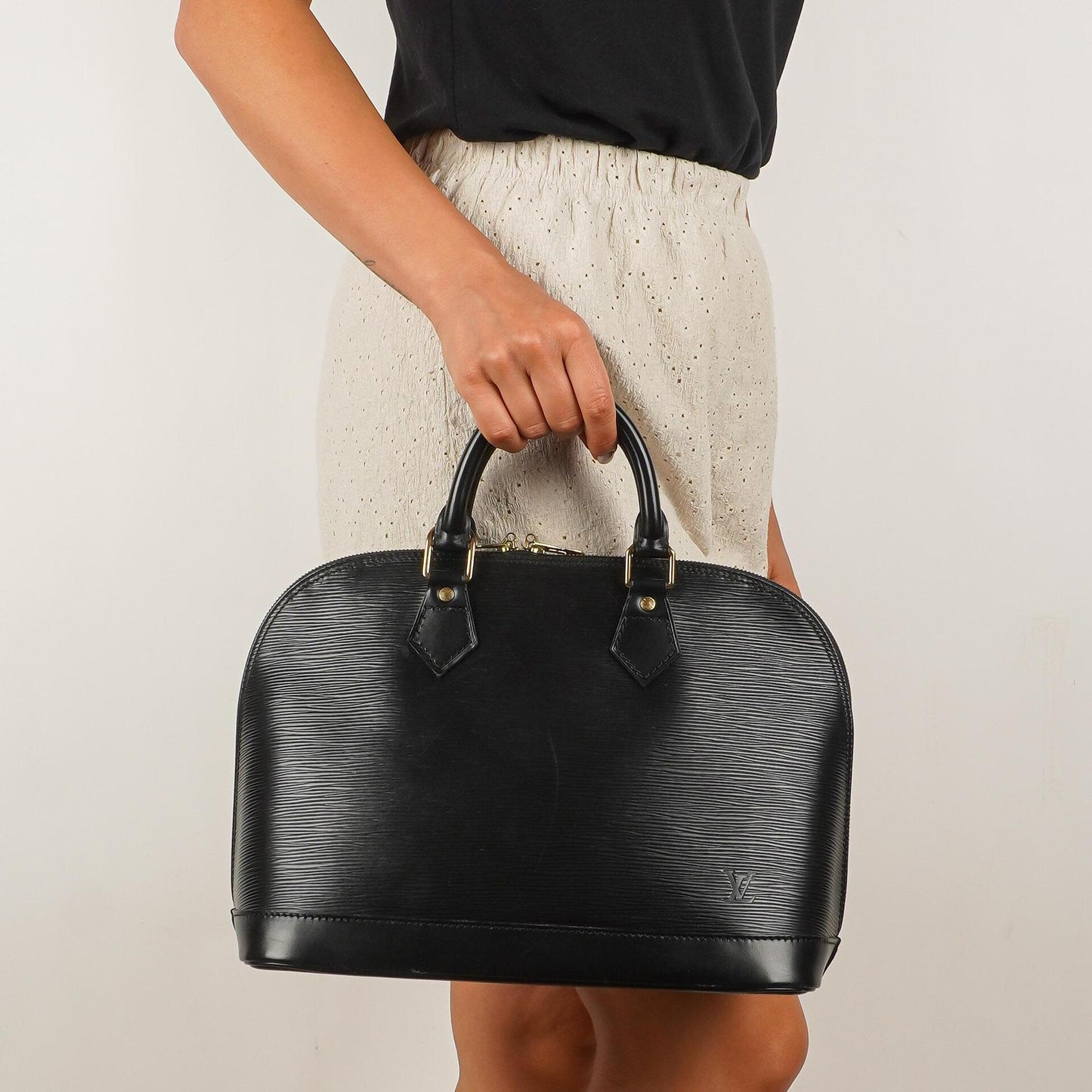 Louis Vuitton Alma PM Schwarze EPI Leder Tasche