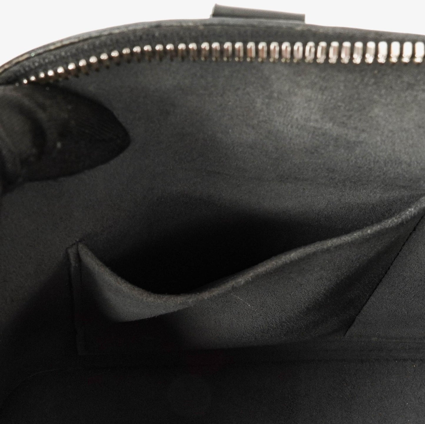 Louis Vuitton Alma PM Handtasche aus schwarzem Epi-Leder