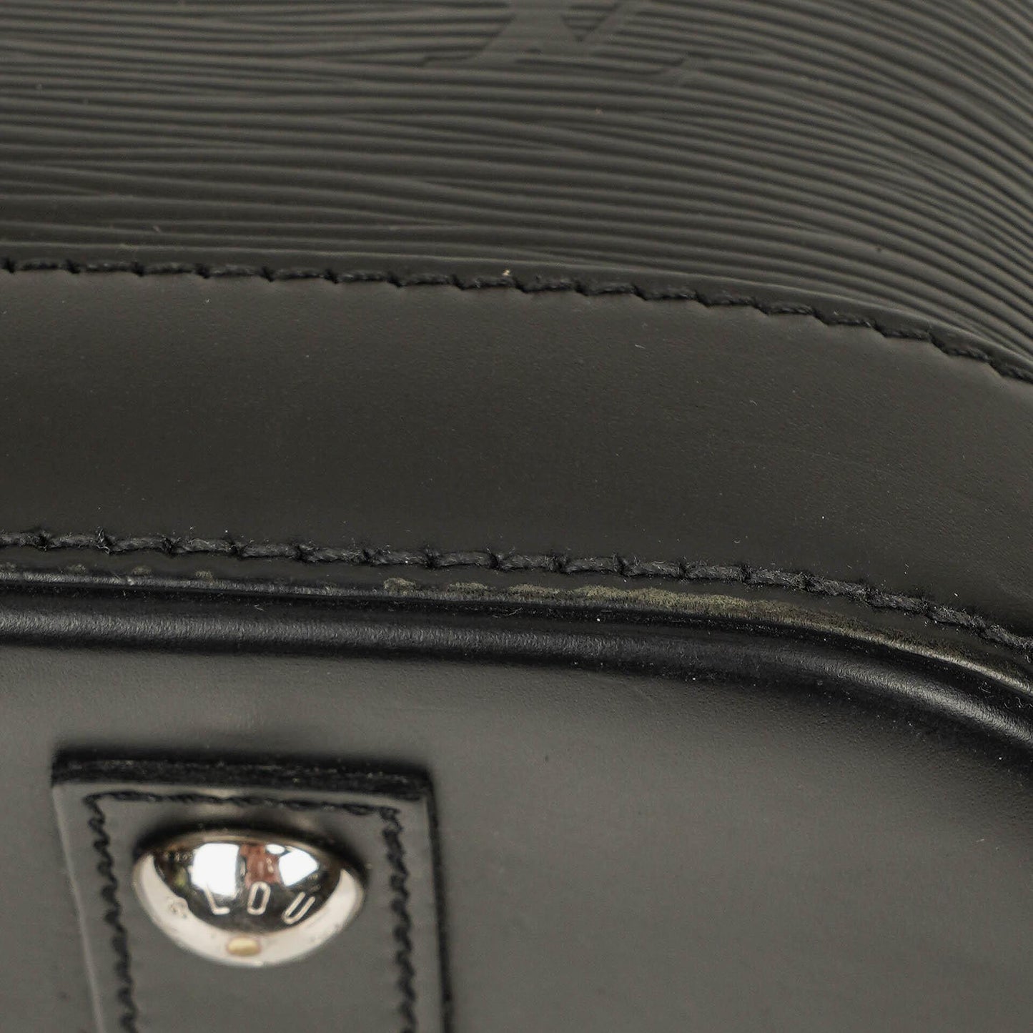 Louis Vuitton Alma PM Handtasche aus schwarzem Epi-Leder