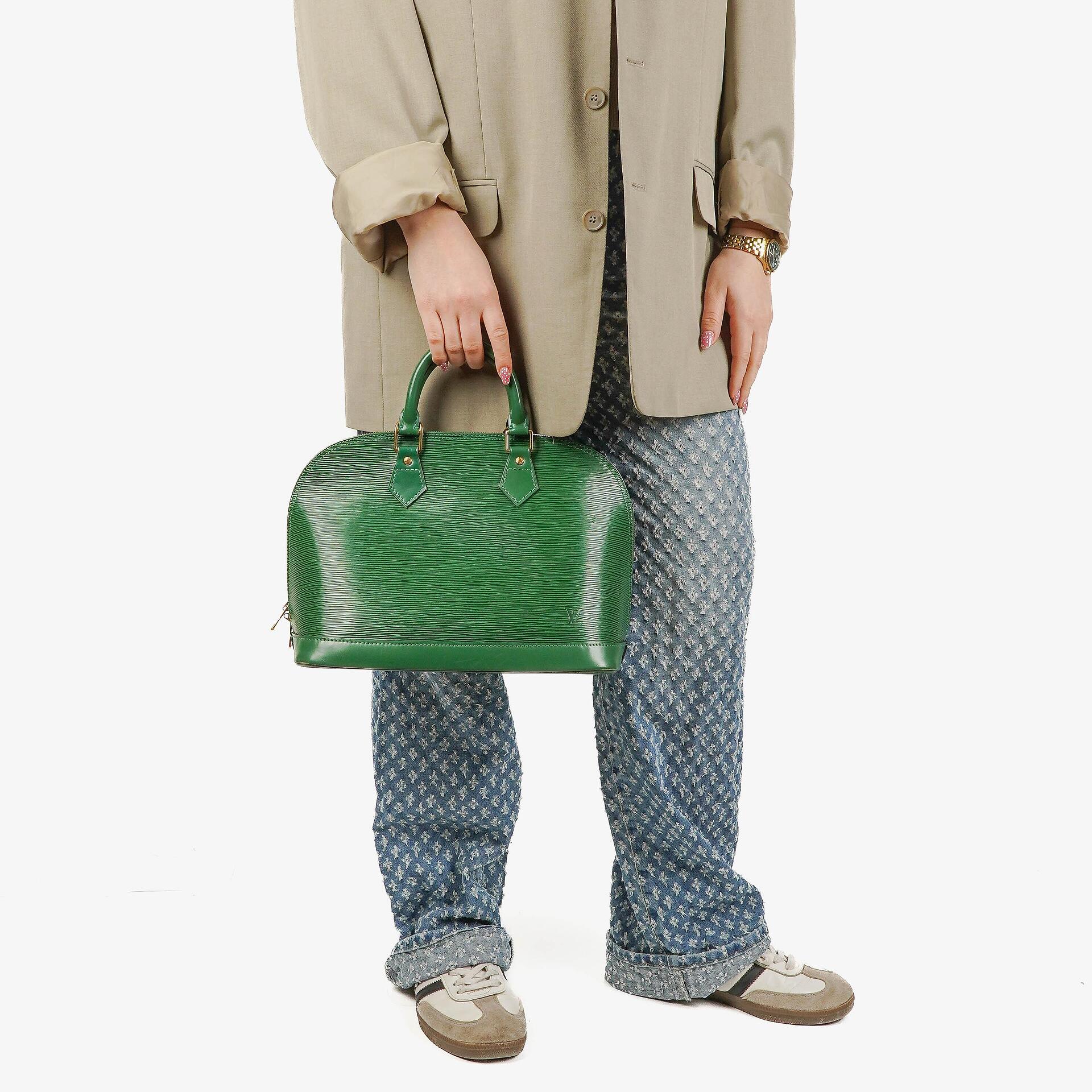 Louis Vuitton Alma PM Handtasche aus grünem Epi-Leder