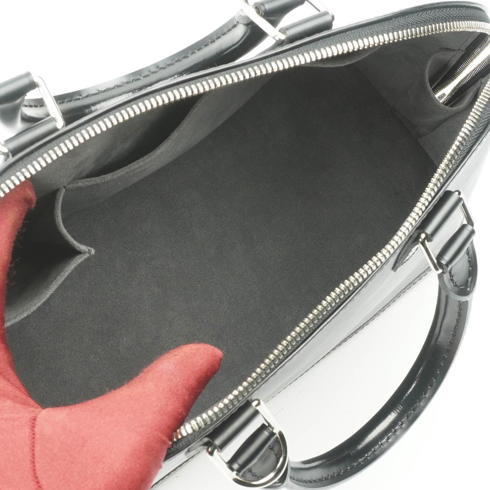Louis Vuitton Alma PM aus schwarzem EPI-Leder Handtasche