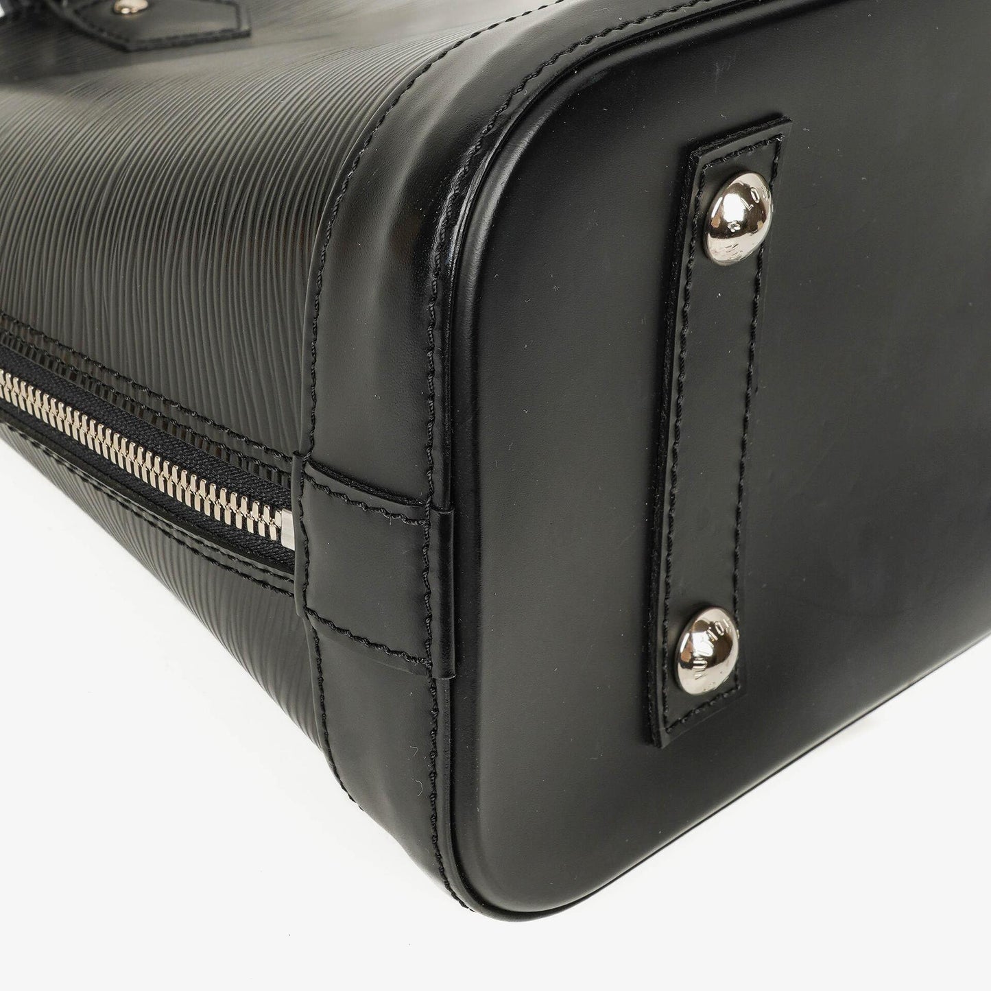 Louis Vuitton Alma PM Handtasche aus schwarzem Epi-Leder
