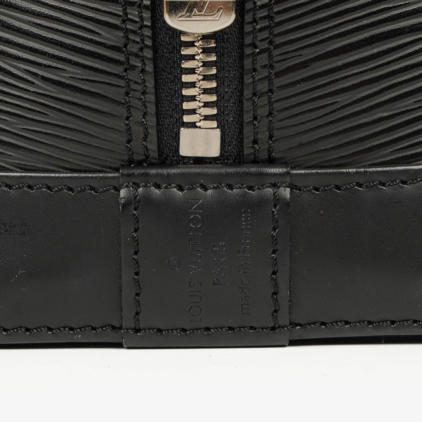 Louis Vuitton Alma PM Handtasche aus schwarzem Epi-Leder